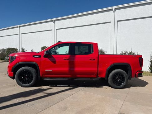 Used 2025 GMC Sierra 1500 Elevation w/ Elevation Premium Package AWD/4WD image 4