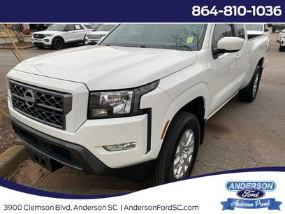 Used 2024 Nissan Frontier SV w/ SV Convenience Package