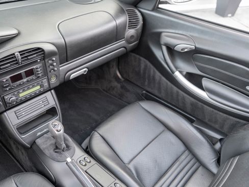 Used 2003 Porsche Boxster S image 19