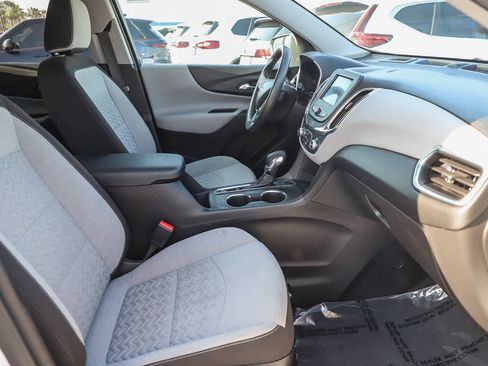 Used 2022 Chevrolet Equinox LT image 10