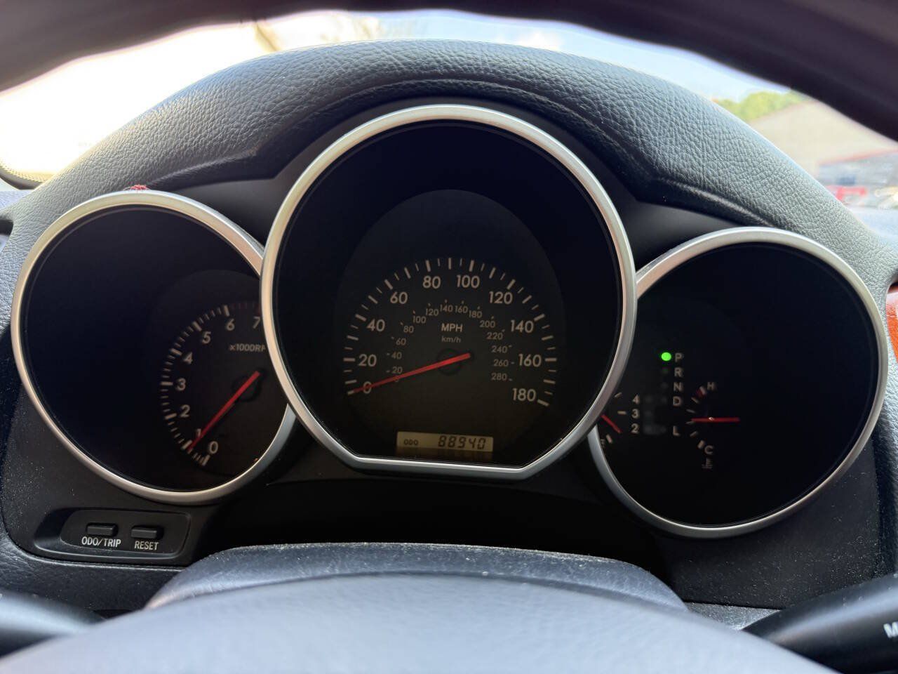 Used 2004 Lexus SC 430 Convertible RWD image 38