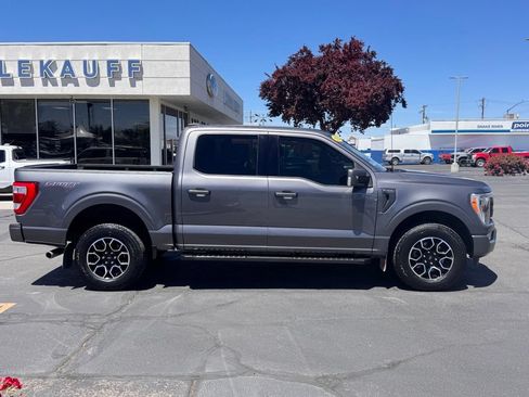Used 2022 Ford F150 Lariat AWD/4WD image 2