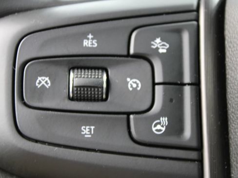 Used 2025 GMC Sierra 1500 AT4 w/ Technology Package AWD/4WD image 69