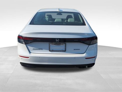 Used 2023 Honda Accord EX-L image 6