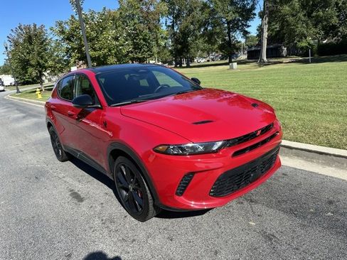 Used 2024 Dodge Hornet R/T Plus image 24