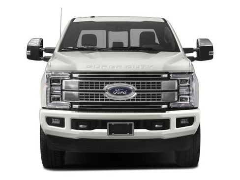 Used 2017 Ford F250 Platinum w/ Platinum Ultimate Package AWD/4WD image 4