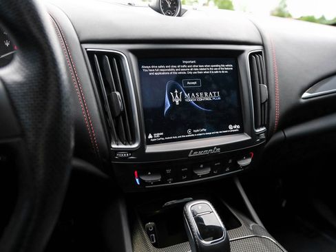 Used 2019 Maserati Levante S GranSport AWD/4WD image 30