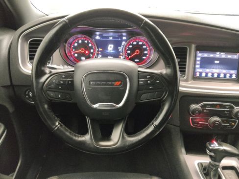 Used 2022 Dodge Charger SXT w/ Leather Interior Group RWD image 22