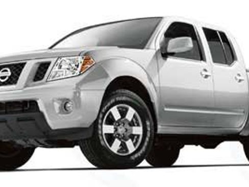 Used 2011 Nissan Frontier PRO-4X w/ Pro-4x Luxury Pkg AWD/4WD image 1
