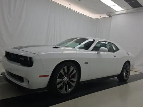 Used 2014 Dodge Challenger SRT8 RWD image 1