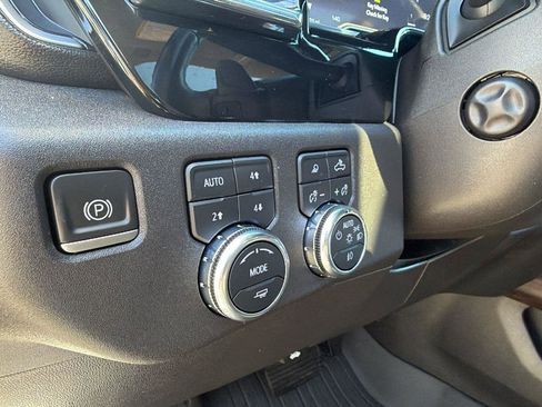 Certified 2022 GMC Sierra 1500 SLT w/ SLT Premium Plus Package image 18