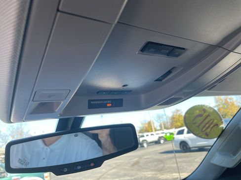 Used 2015 Chevrolet Silverado 2500 LTZ image 15