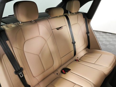 New 2026 Porsche Macan S image 23