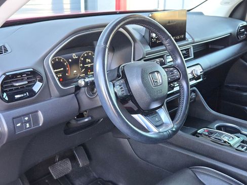 Used 2023 Honda Pilot Elite image 11