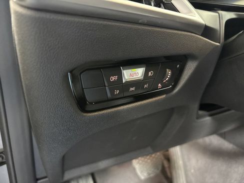 Used 2026 BMW 430i Coupe w/ Parking Assistance Package RWD image 25