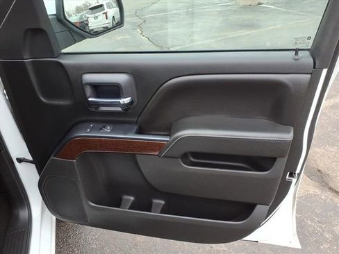 Used 2018 GMC Sierra 1500 SLE w/ SLE Value Package image 26