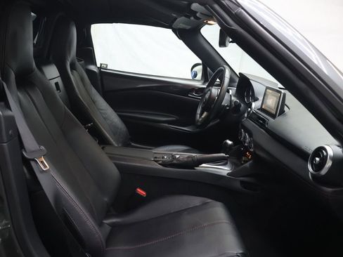 Used 2017 MAZDA MX-5 Miata RF Grand Touring image 10