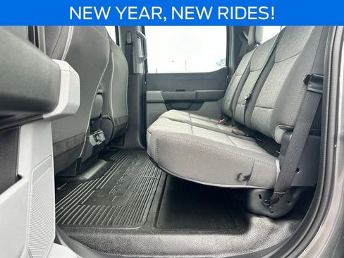 New 2026 Ford F250 XL w/ XL Chrome Package image 19