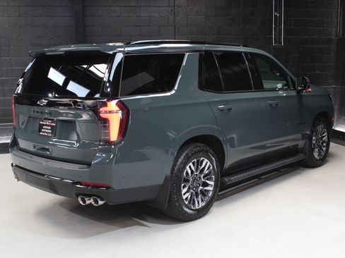 Used 2025 Chevrolet Tahoe Z71 w/ Z71 Off-Road Package AWD/4WD image 17