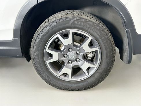 Used 2023 Honda Passport TrailSport image 11