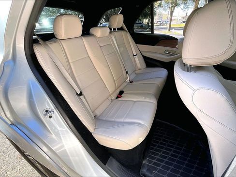 Used 2025 Mercedes-Benz GLE 350 4MATIC image 21