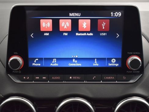 Used 2025 Nissan Sentra SV image 10