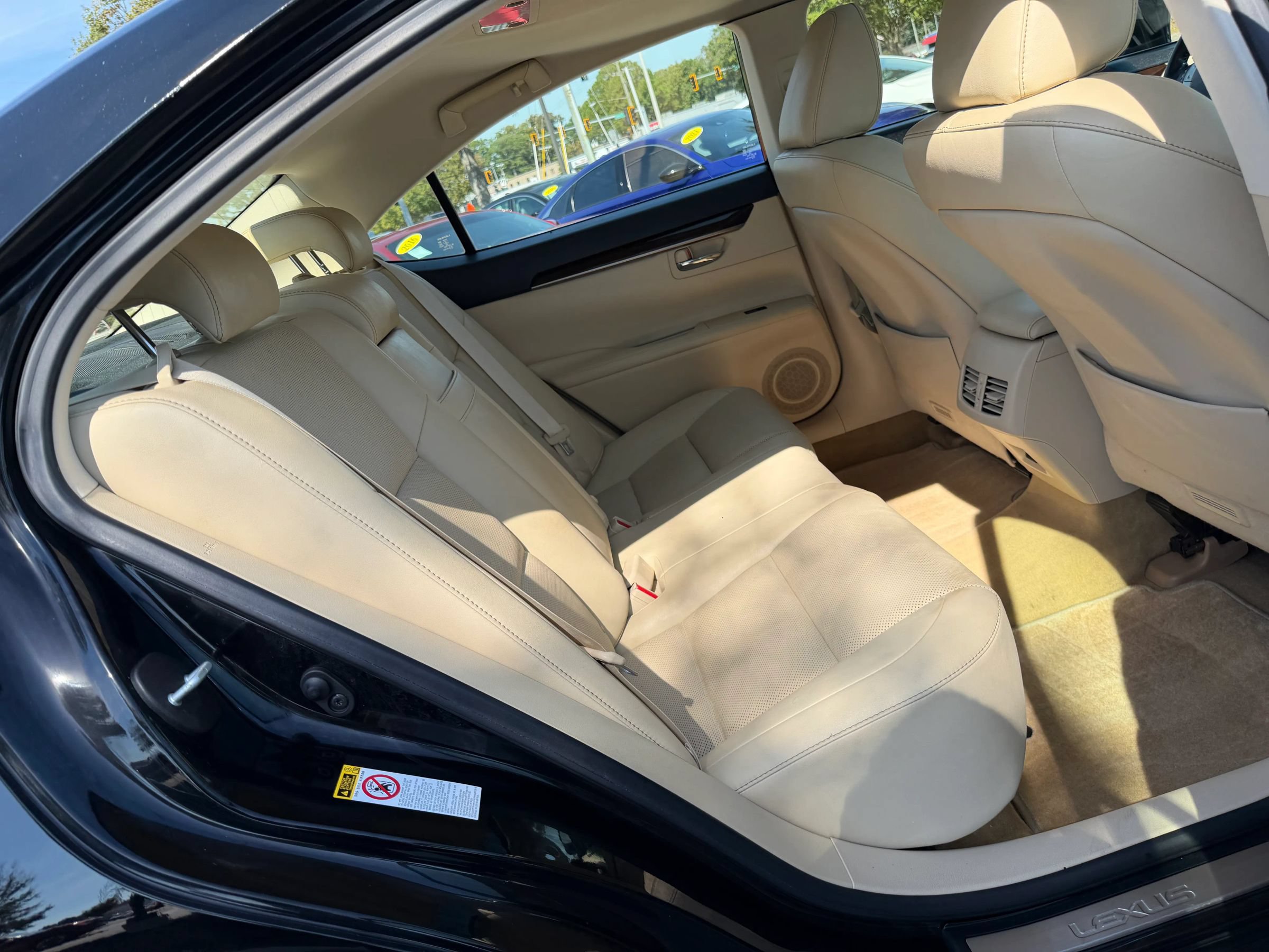 Used 2015 Lexus ES 350 w/ Premium Package FWD image 15