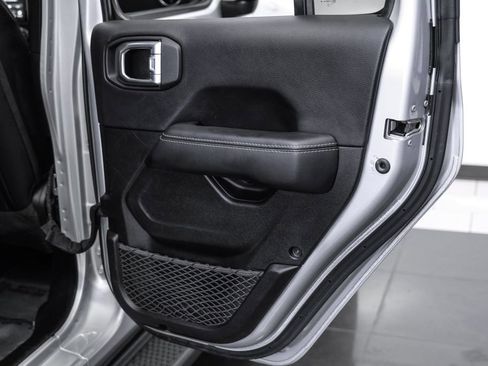 Used 2022 Jeep Wrangler Unlimited Sahara w/ Cold Weather Group AWD/4WD image 49