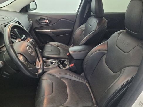 Used 2021 Jeep Cherokee Latitude Lux w/ Comfort/Convenience Group image 17