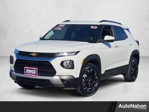 Used 2023 Chevrolet TrailBlazer LT image 1