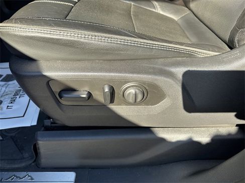 Used 2020 Chevrolet Silverado 2500 High Country w/ Z71 Off-Road Package image 23