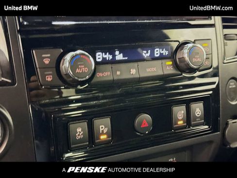Used 2023 Nissan Titan PRO-4X w/ Pro-4x Convenience Package image 11