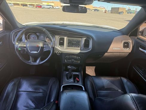 Used 2019 Dodge Charger SXT w/ Leather Interior Group image 26
