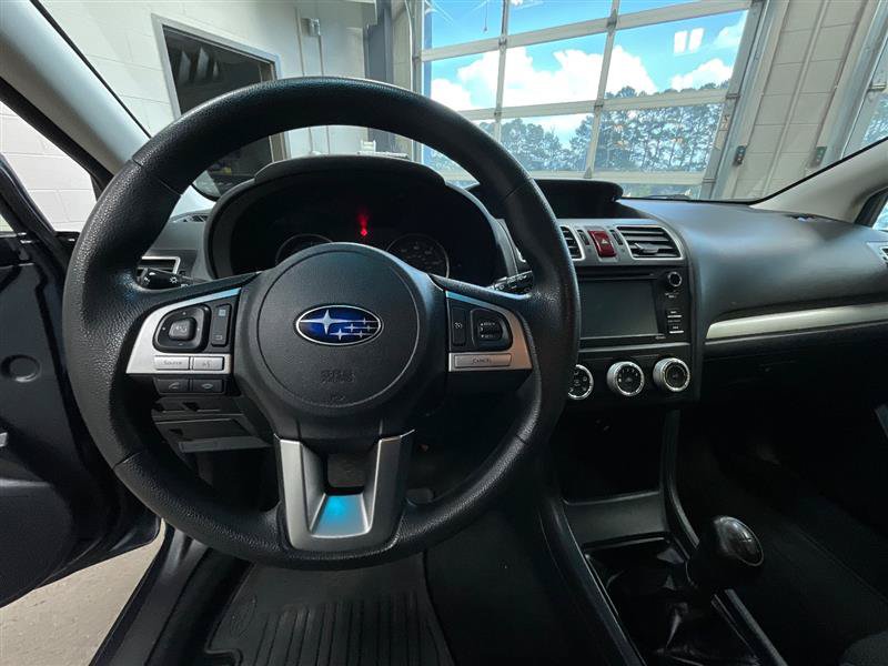 Used 2017 Subaru Crosstrek 2.0i AWD/4WD image 13