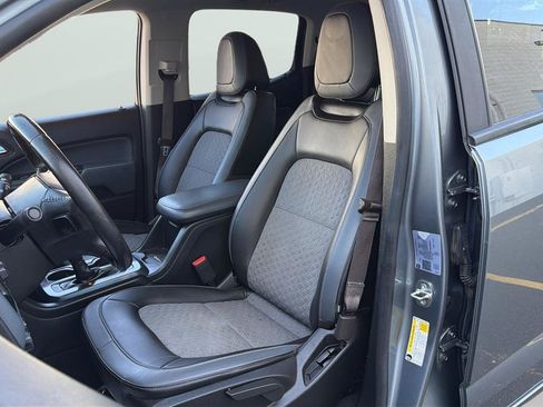 Used 2021 Chevrolet Colorado Z71 w/ Safety Package AWD/4WD image 12
