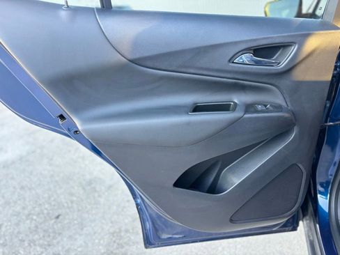 Used 2022 Chevrolet Equinox LT image 17