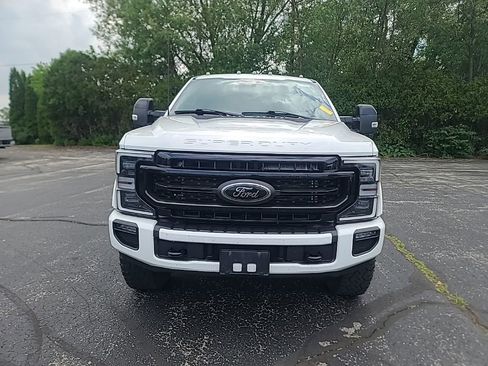 Certified 2022 Ford F350 Lariat w/ Tremor Off-Road Package AWD/4WD image 8