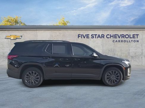 Used 2023 Chevrolet Traverse RS FWD image 9