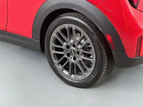 Used 2025 MINI Cooper S FWD image 25