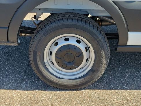 New 2026 Ford Transit 150 148 Medium Roof w/ Load Area Protection Package RWD image 6