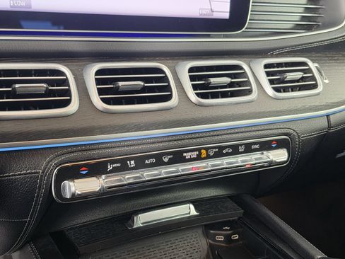 Used 2024 Mercedes-Benz GLE 350 4MATIC image 16