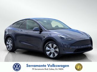 Used 2022 Tesla Model Y Long Range AWD/4WD video 1