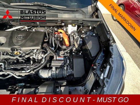 Used 2023 Toyota RAV4 Limited image 98