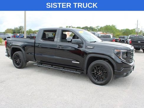 Used 2025 GMC Sierra 1500 Elevation AWD/4WD image 13