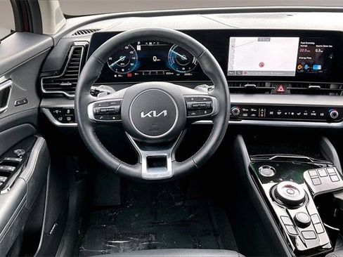 Used 2025 Kia Sportage SX Prestige image 8
