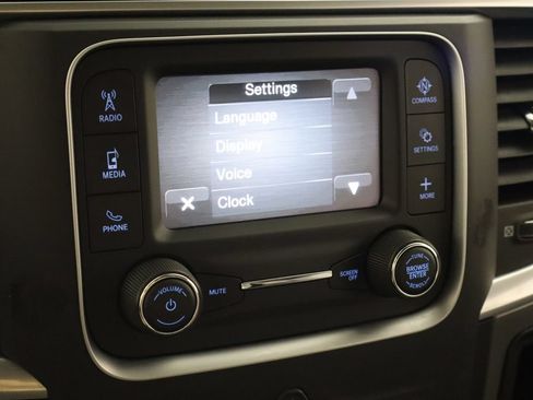 Used 2024 RAM 1500 Classic SLT RWD image 28