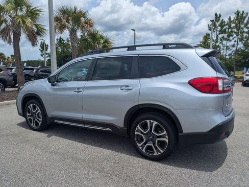 Certified 2025 Subaru Ascent Limited w/ Popular Package #1 image 6