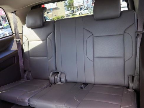 Used 2019 GMC Yukon Denali w/ Open Road Package image 12