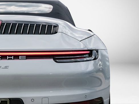 Used 2020 Porsche 911 Carrera 4S image 44