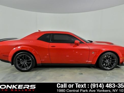 Used 2022 Dodge Challenger R/T Scat Pack RWD image 6